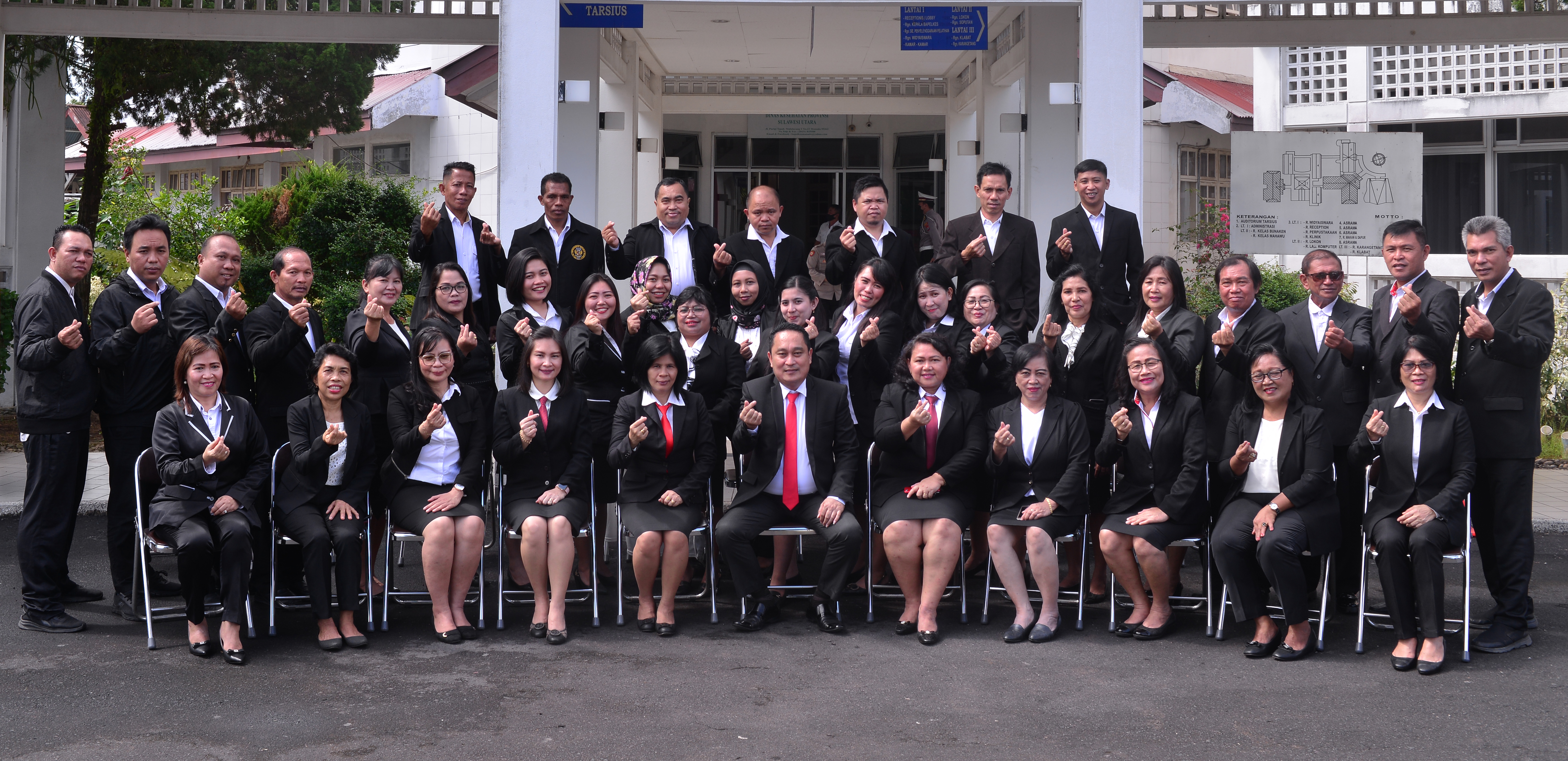 Deskripsi Gambar